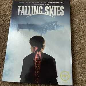 Falling skies season one 2/3 discs